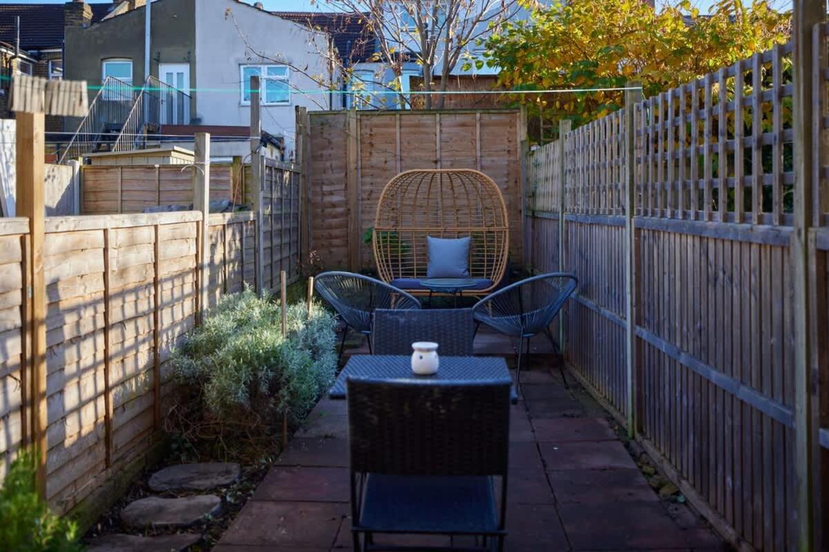 The Leyton Midland Crib - Cozy 2bdr Flat With Study + Garden Londres